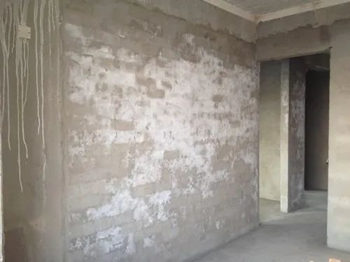 墻面泛堿是什么原因？該如何治理？